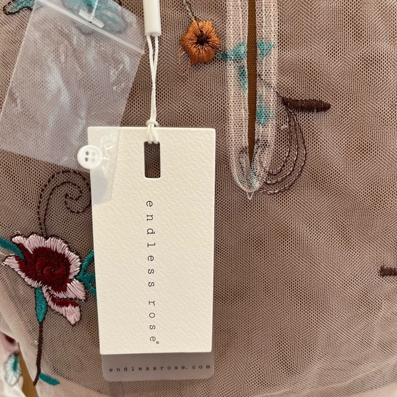 Endless Rose Embroidered Sheer Floral Long Sleeve Blouse & Nude Camisole Set NWT - Picture 8 of 10